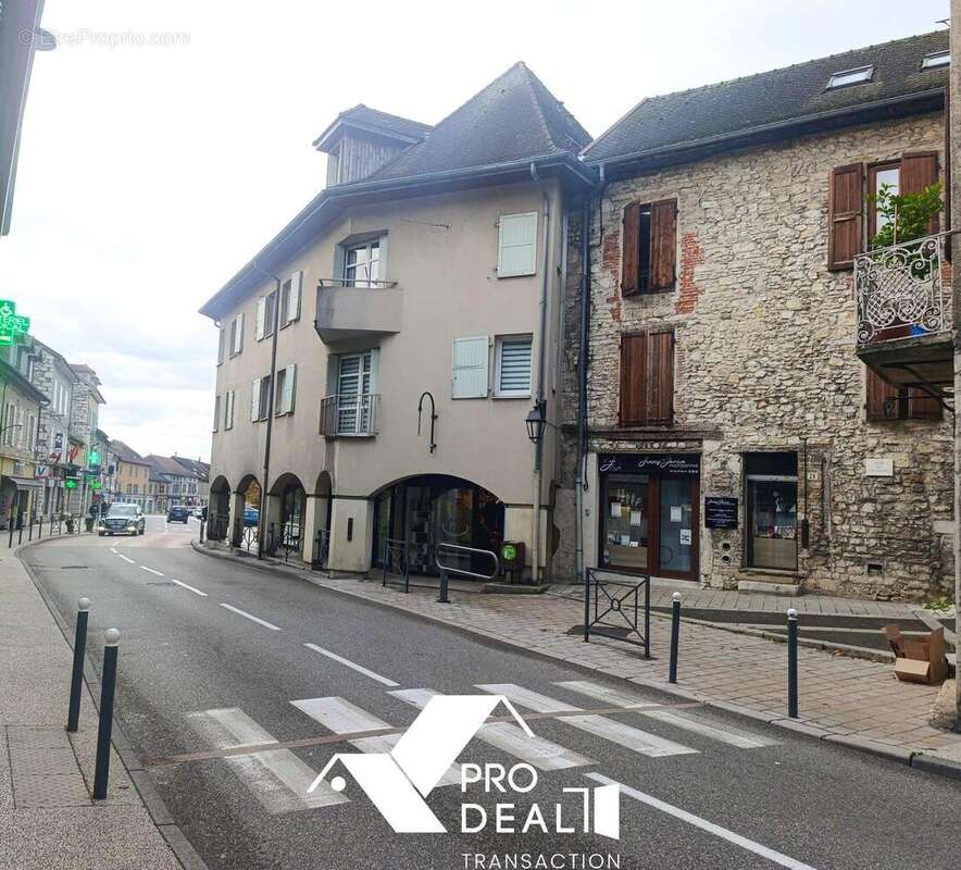 Commerce à MORESTEL