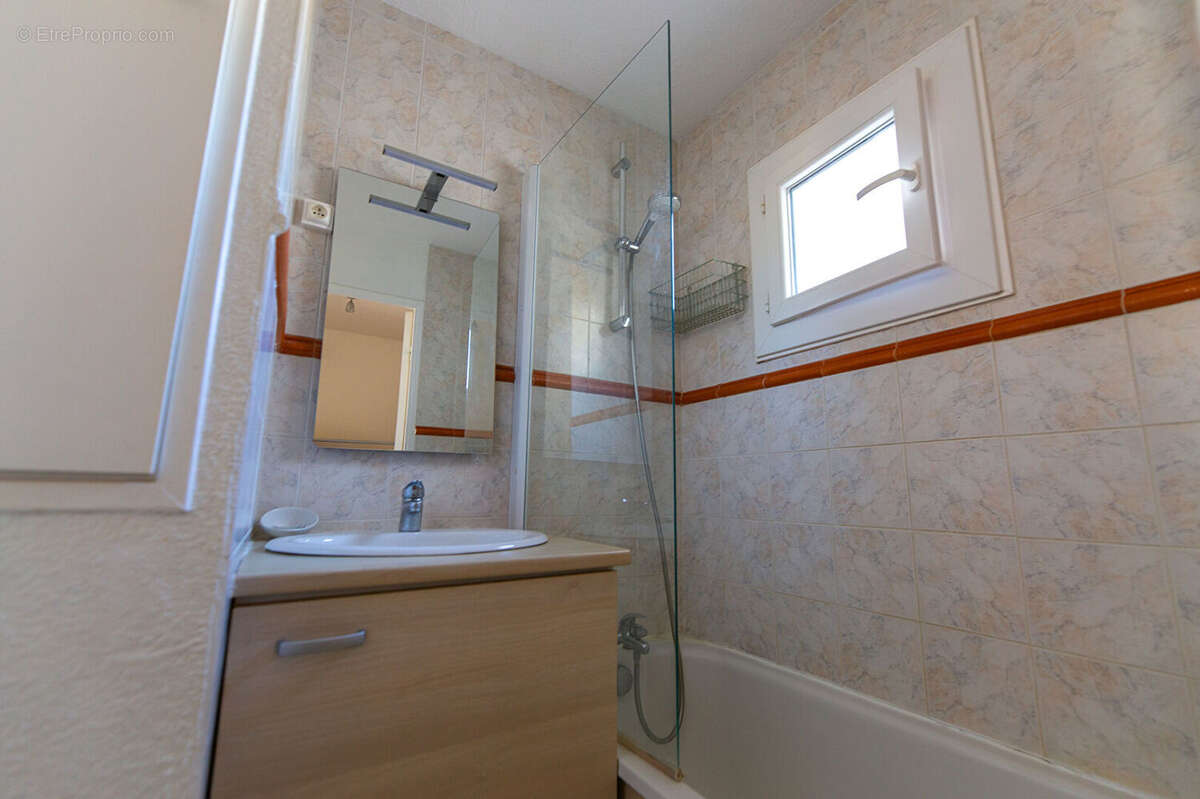 Appartement à MANDELIEU-LA-NAPOULE