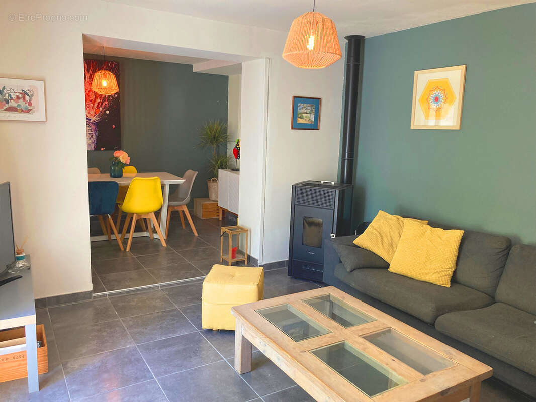 Maison à MONTELIMAR