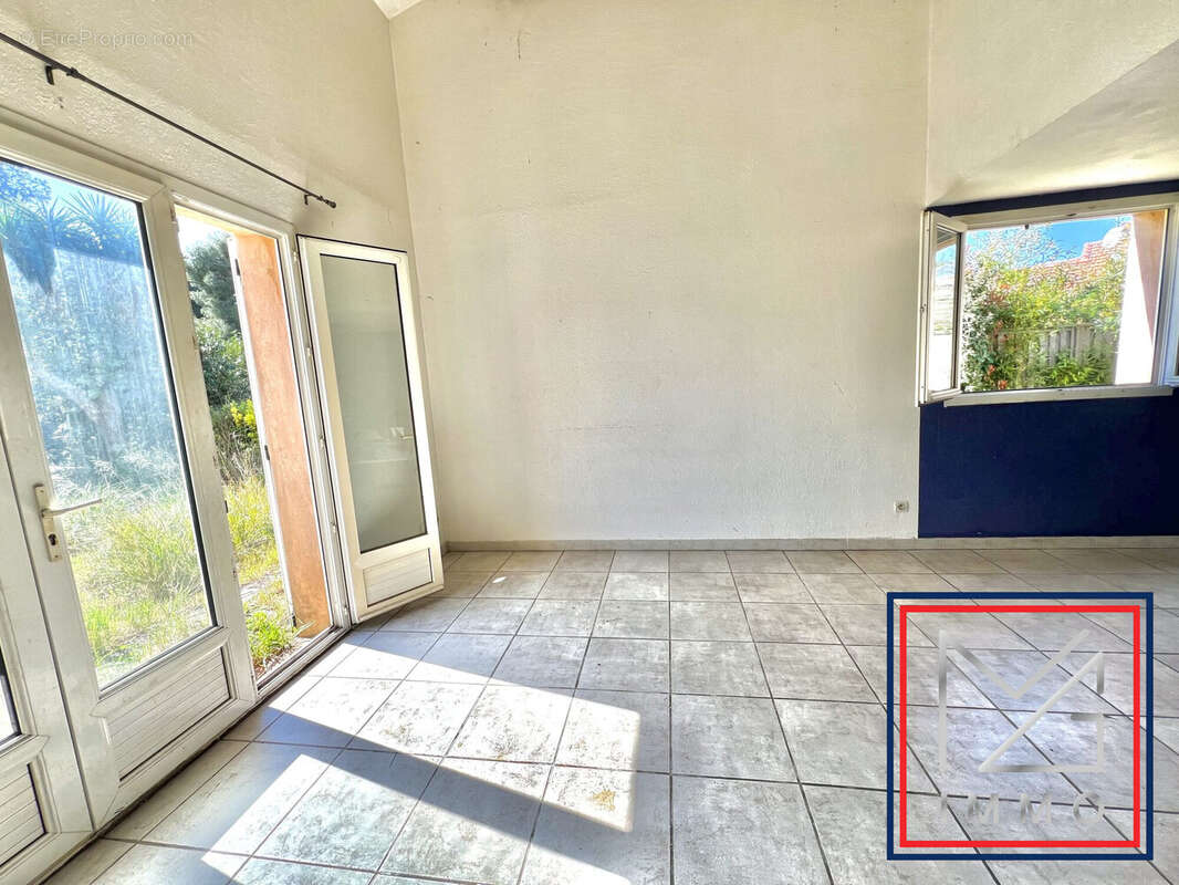 Maison à SIX-FOURS-LES-PLAGES