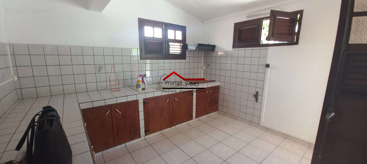 Cuisine RDC - Maison à LE DIAMANT