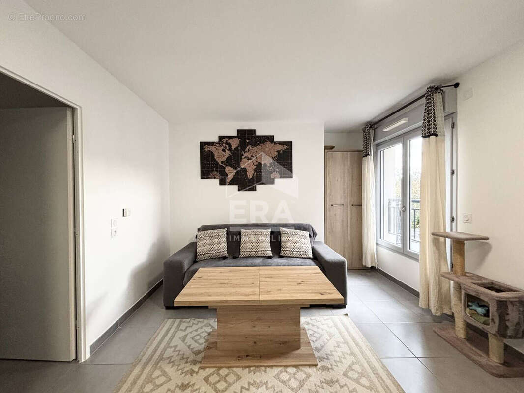 Appartement à EMERAINVILLE