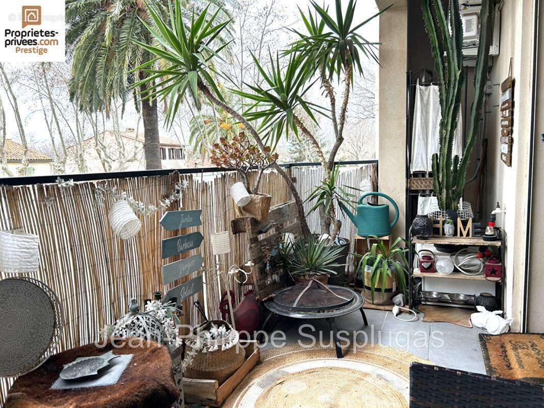 Appartement à SAINT-CYR-SUR-MER