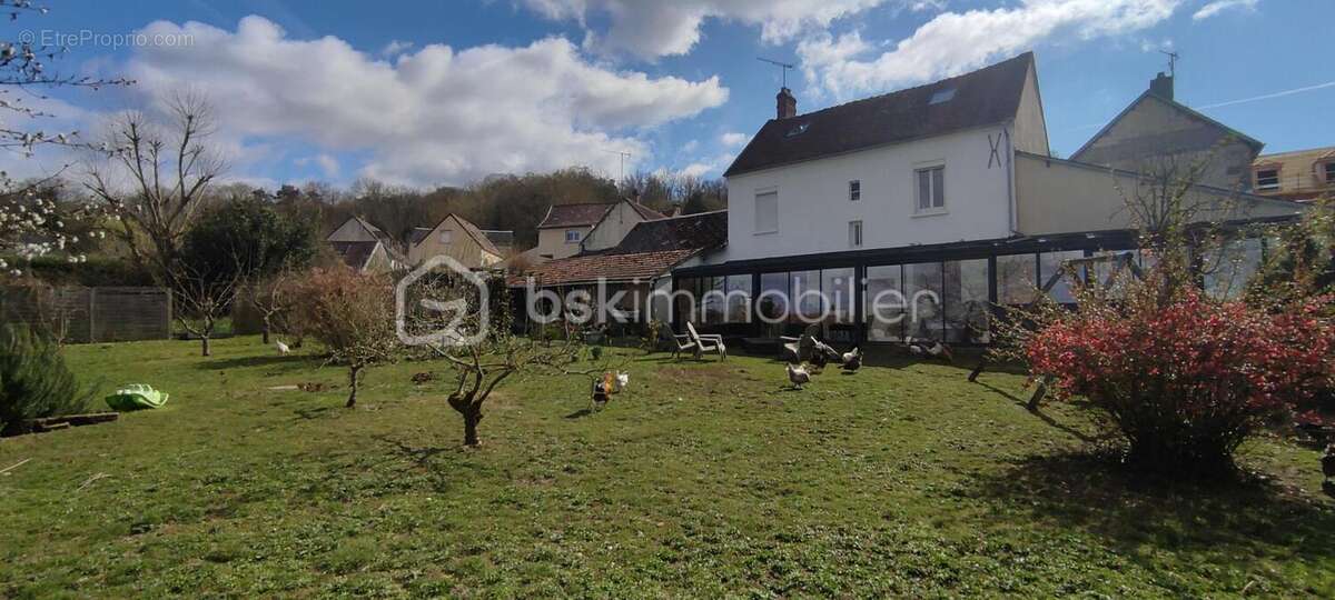 Maison à AMBLAINVILLE