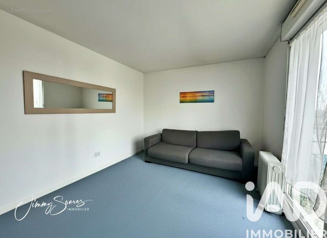 Photo 4 - Appartement à COURBEVOIE