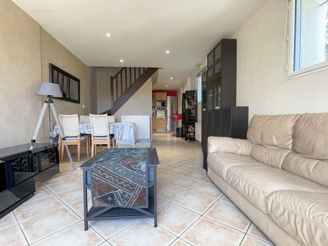 Maison à ATHIS-MONS