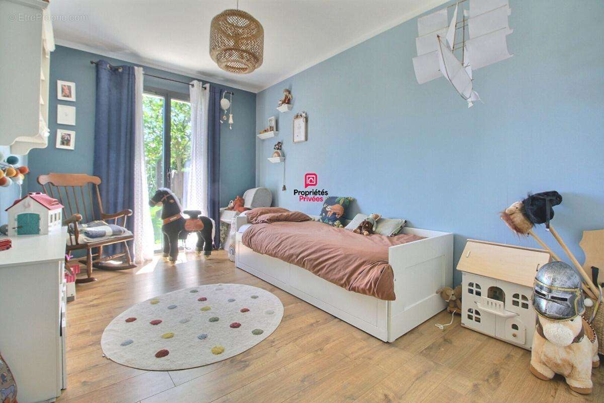 Maison 127 m² avec 4 chambres + piscine à Vacquières - photo 15