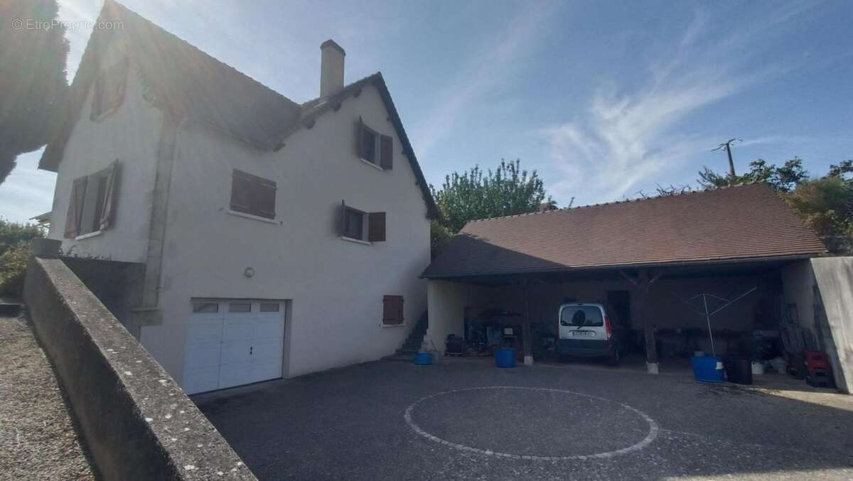 Maison de caractère avec magnifique vue sur la vallée de la Creuse - photo 11