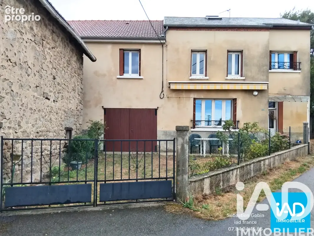Photo 1 - Maison à SAINT-PARDOUX-LES-CARDS