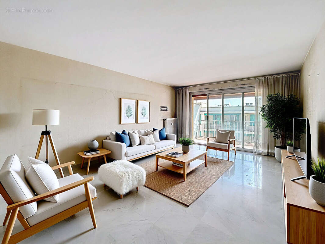 Appartement à MARSEILLE-8E