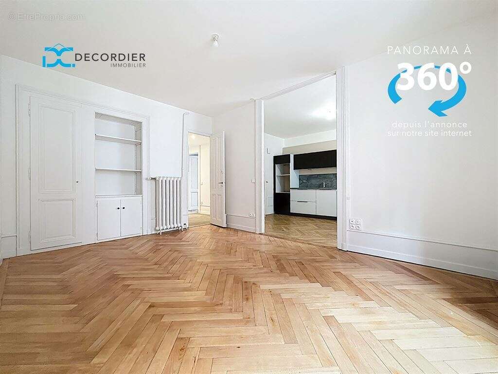 Appartement à EVIAN-LES-BAINS