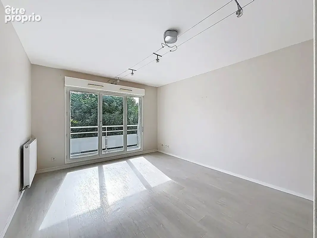 Appartement deux pièces avec terrasse et parking - photo 3