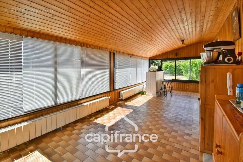 Maison entièrement rénovée de plain-pied, 3 chambres, proche Bletterans (39) - photo 8