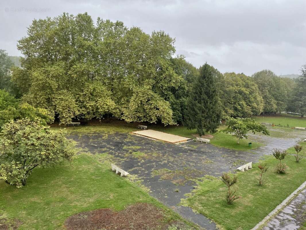 Appartement à SAINT-ASTIER