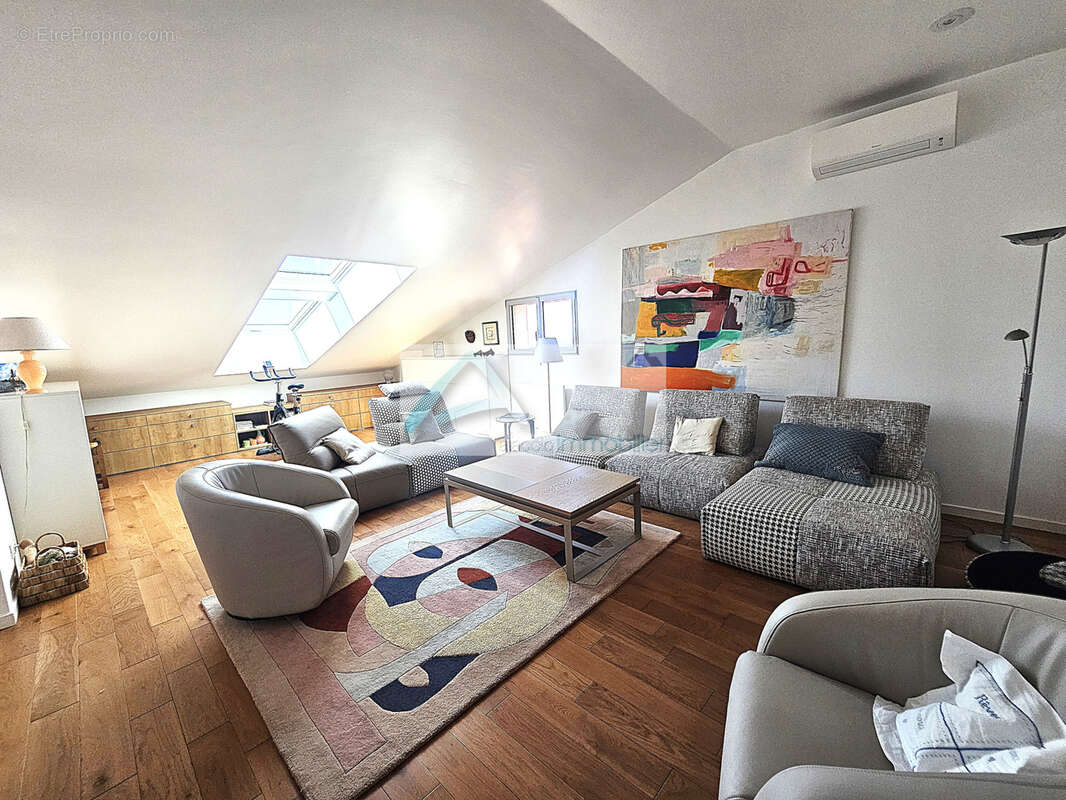 Superbe appartement au DERNIER étage avec vue panoramique - photo 16