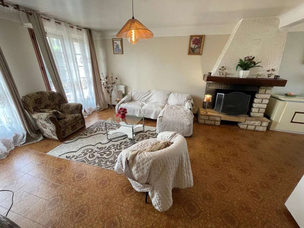 Maison 133 m² à Chelles  - photo 6