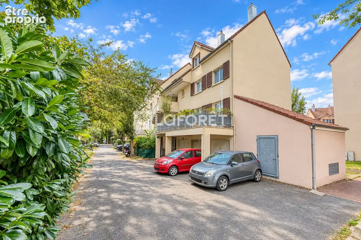 Appartement Emerainville 4 pièce(s) 87.14m² - photo 13