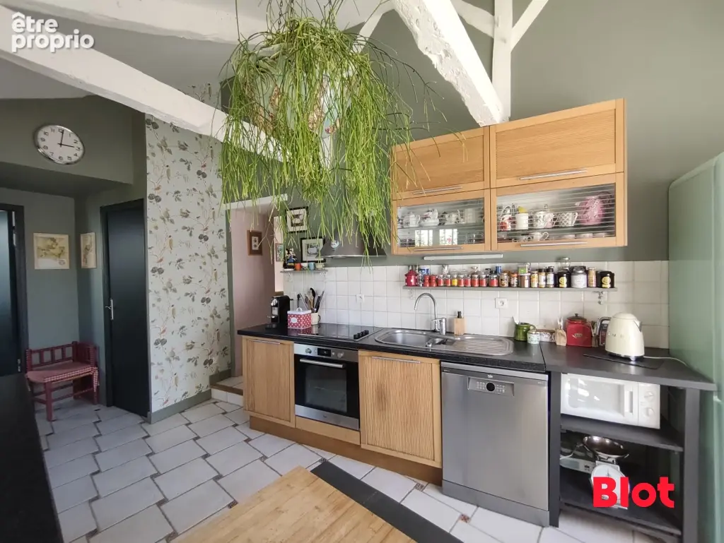 Maison 10 pièces 129 m² à vendre à Montreuil-Le-Gast (35520) - photo 2