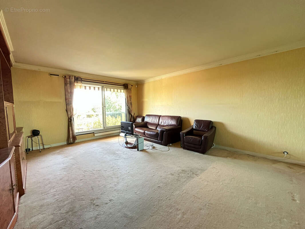 Appartement à SURESNES