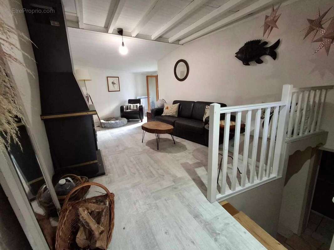 Photo 4 - Maison à BURLATS