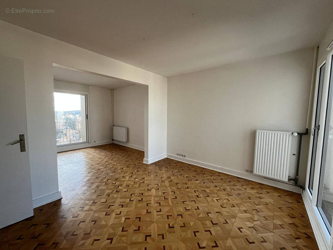 Appartement à FONTENAY-AUX-ROSES