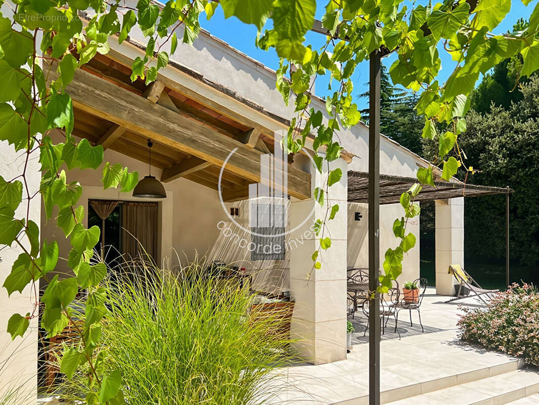 Maison à EYGALIERES