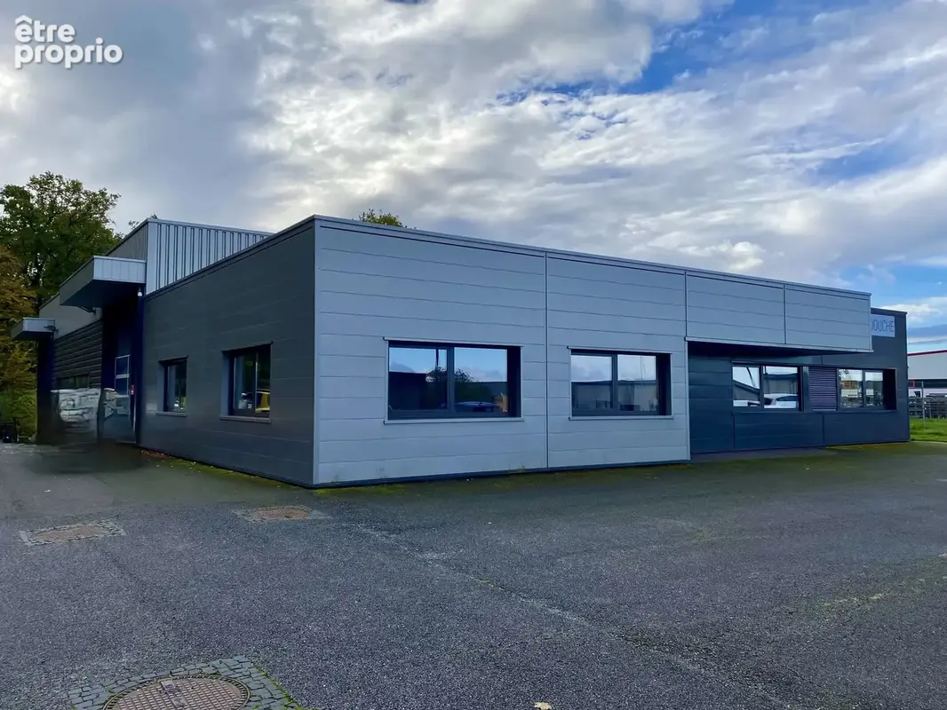 Local commercial de 650 m² sur 54 ares  RT2012  Prestations de qualité  Sarreguemines - photo 3