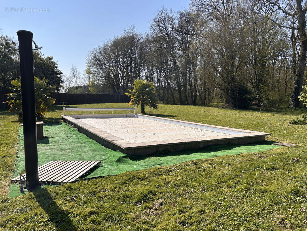 Maison à SAINT-BRANCHS