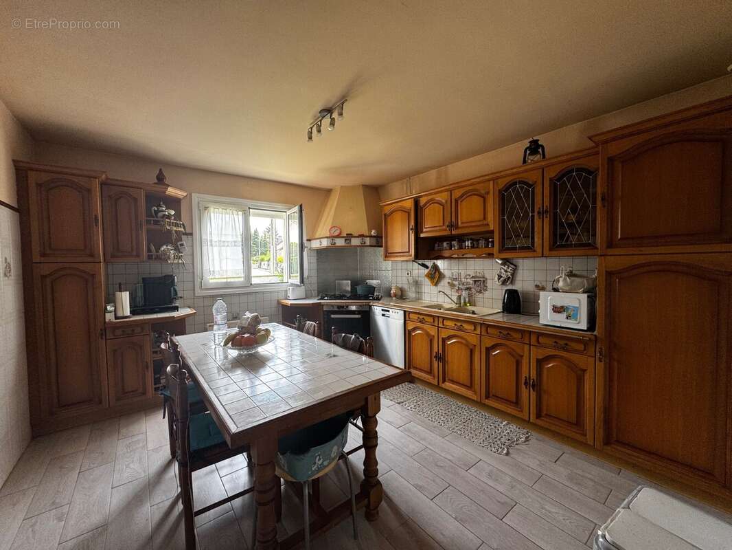 Maison à LIVRY-SUR-SEINE