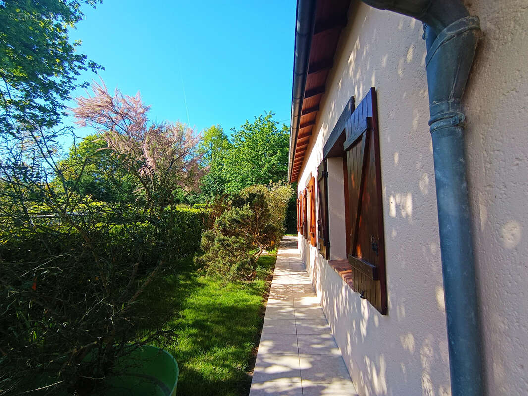 Maison à CONDEZAYGUES