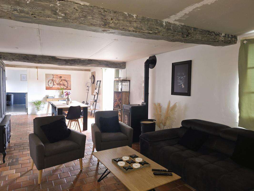 Maison à BERNAY
