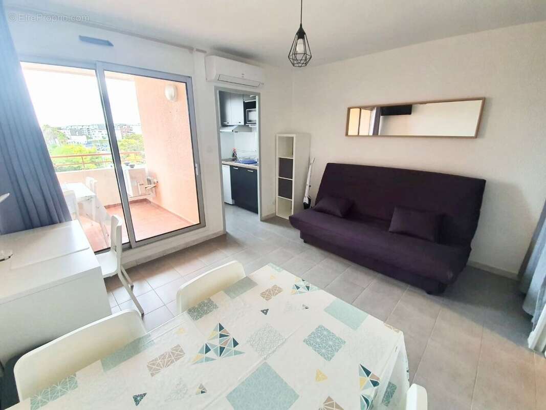 Sete plages - studio cabine entierement renove avec parking - photo 2