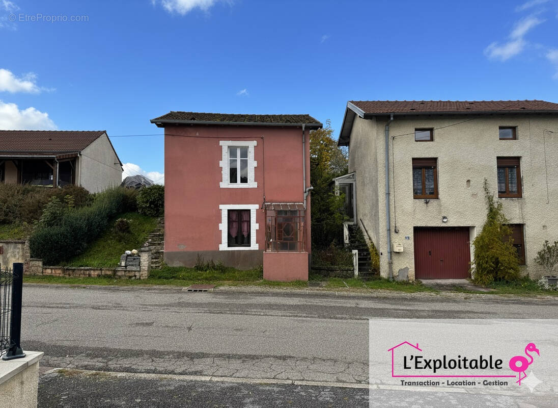 Maison à AMBIEVILLERS