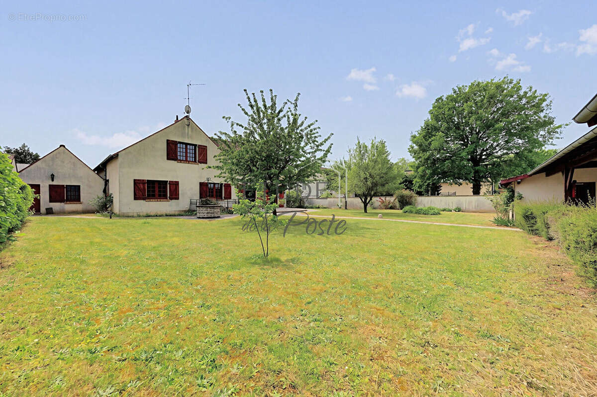 Maison à YERRES