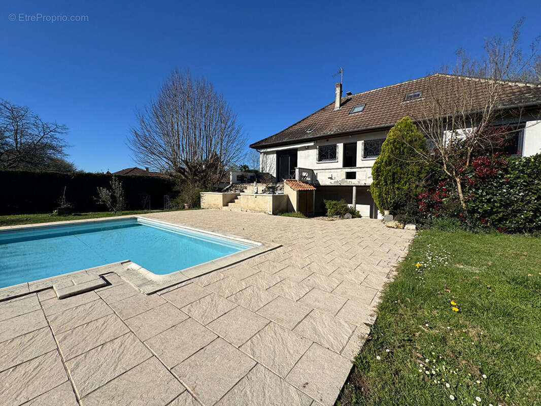 Maison à RAZAC-SUR-L'ISLE