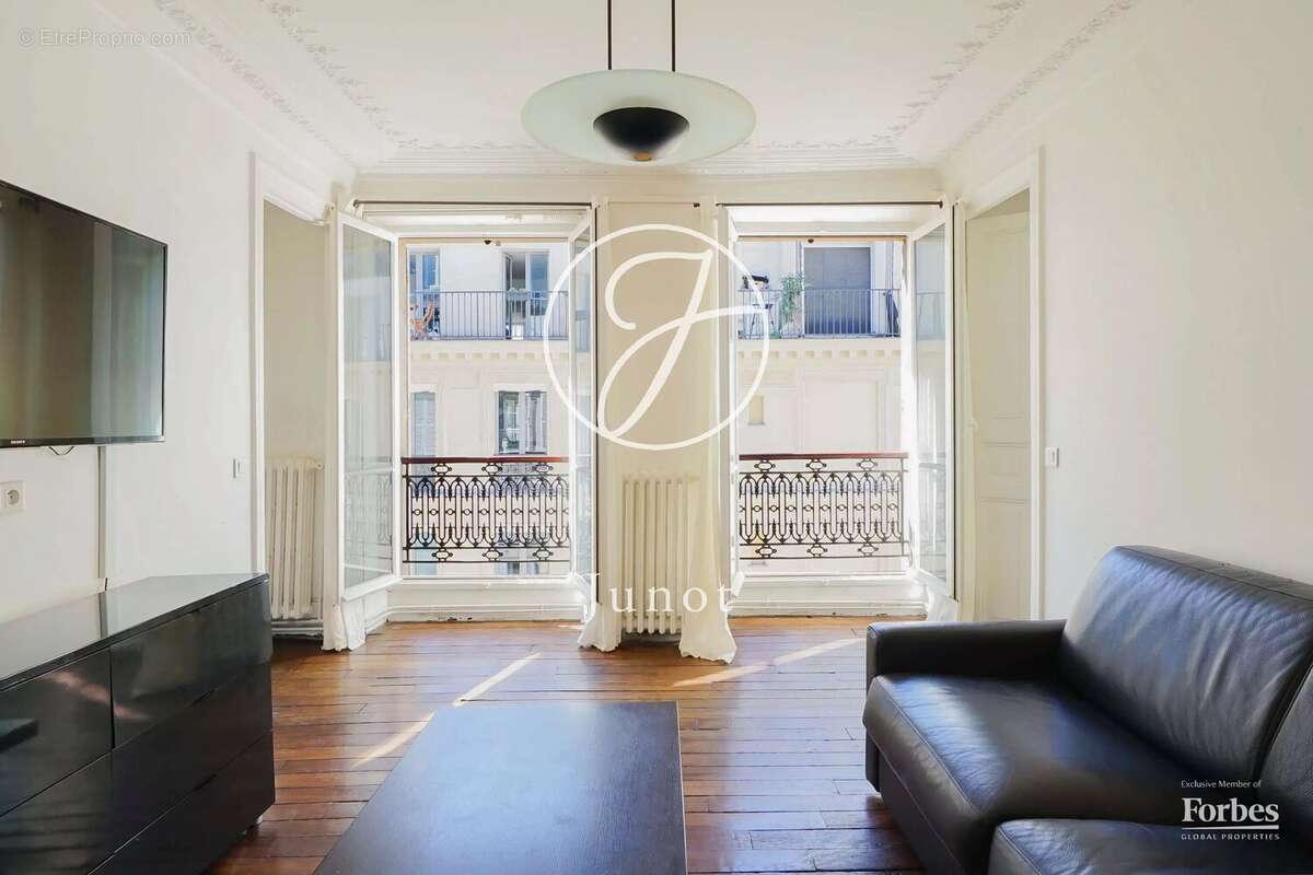 Appartement à PARIS-4E