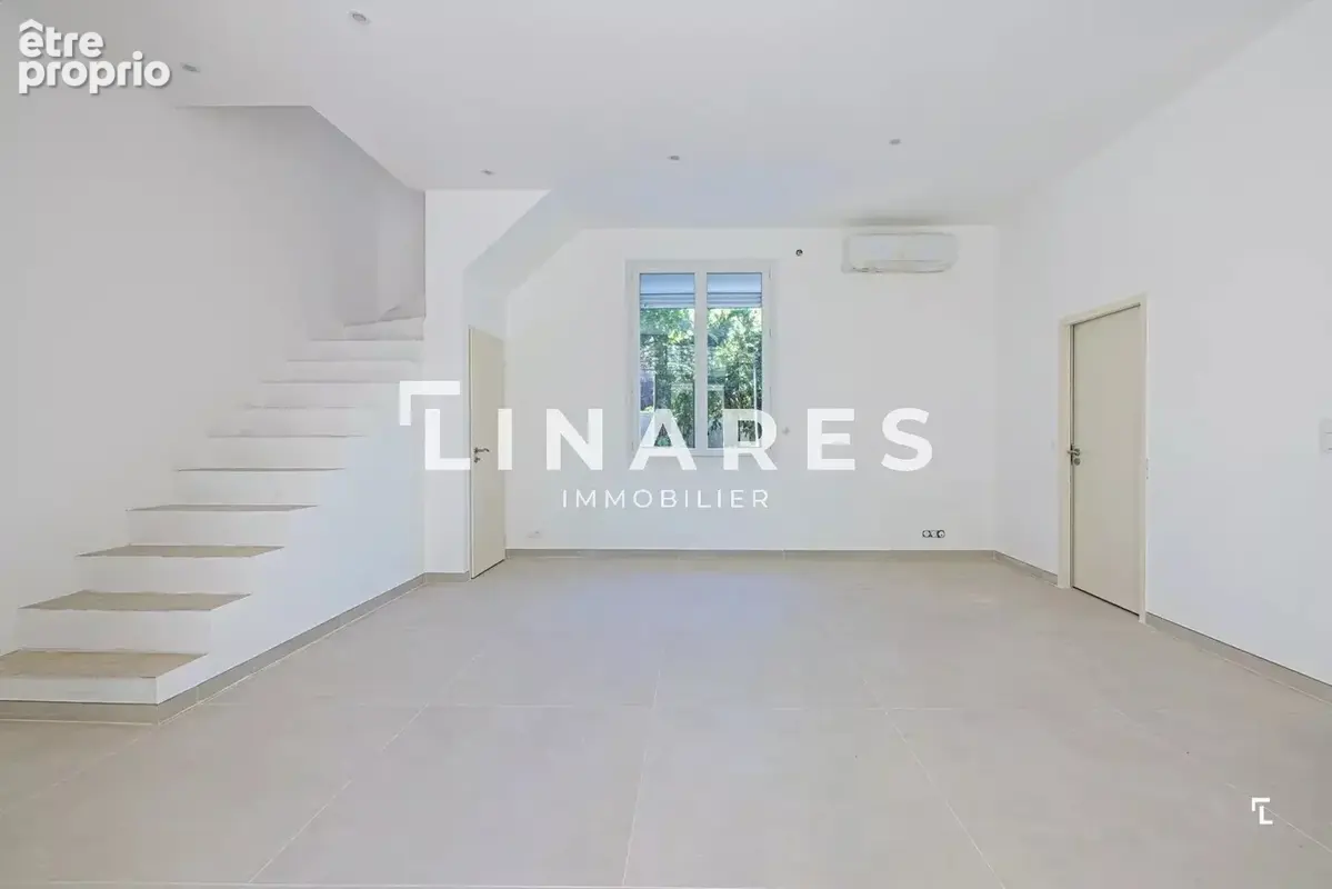DIVINE IDYLLE - Maison de 147 m2 Parking et Terrasse - 13011 Marseille - Eoures - Les Camoins - photo 6