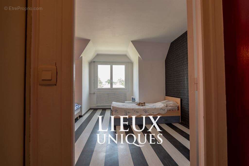 Maison à NEUNG-SUR-BEUVRON