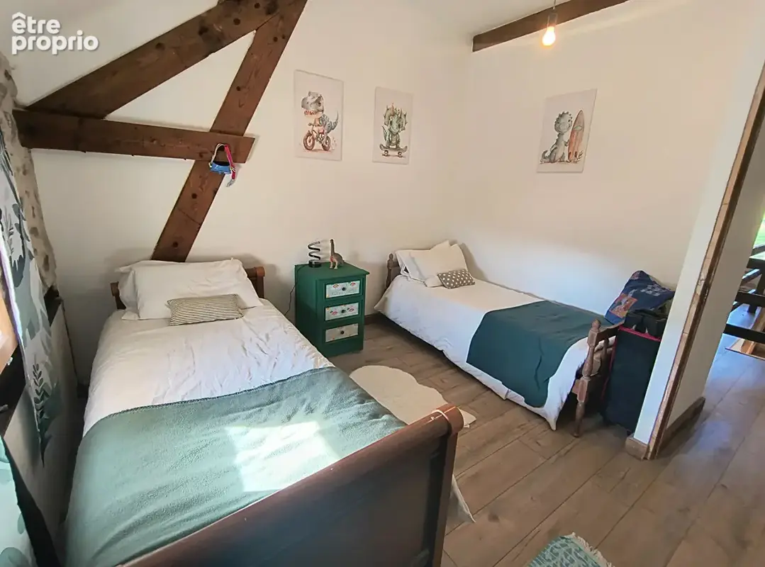 CREUSE - Maison polyvalente de 5 chambres avec piscine, dépendances et possibilité d'aménager un gîte - photo 12
