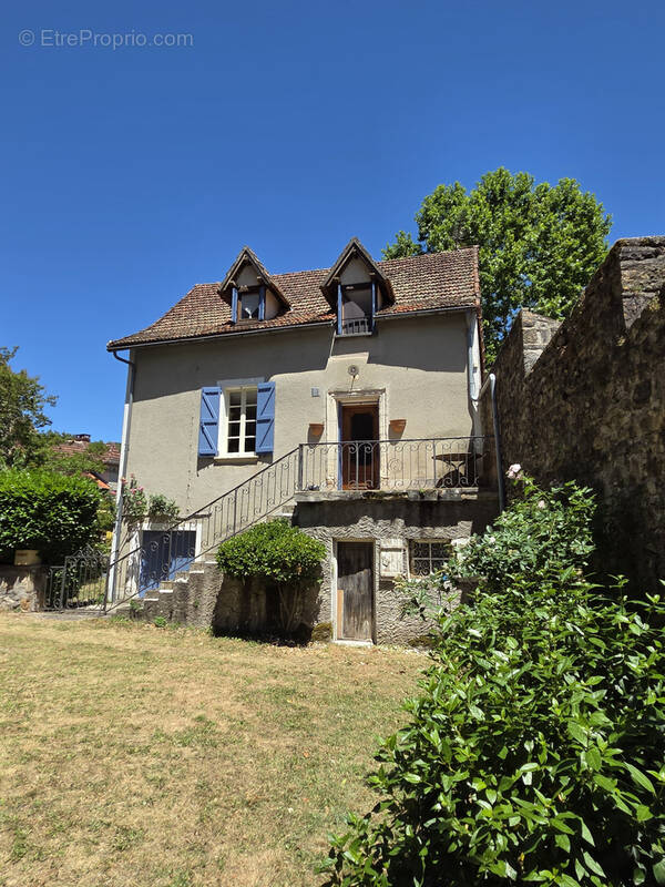 Maison à SAINT-PIERRE-TOIRAC