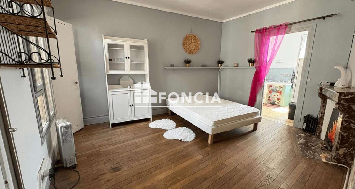 Appartement à FONTAINEBLEAU