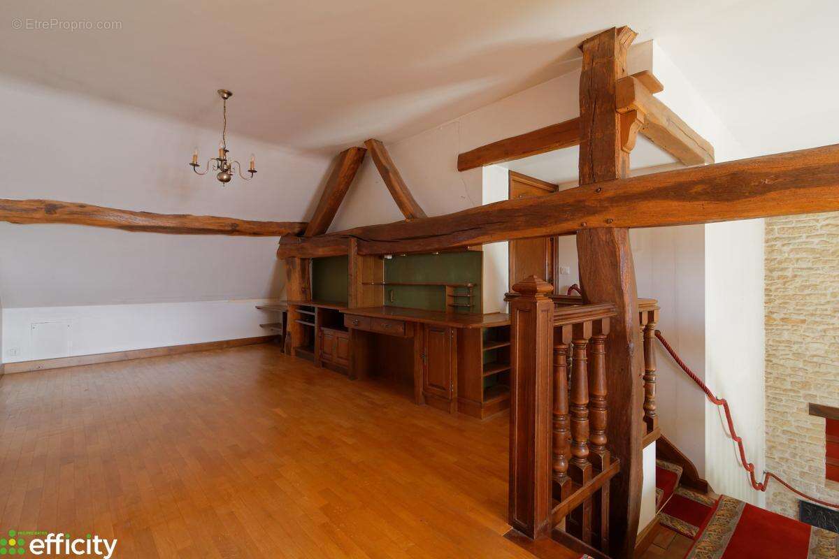 Maison à PERRANCEY-LES-VIEUX-MOULINS