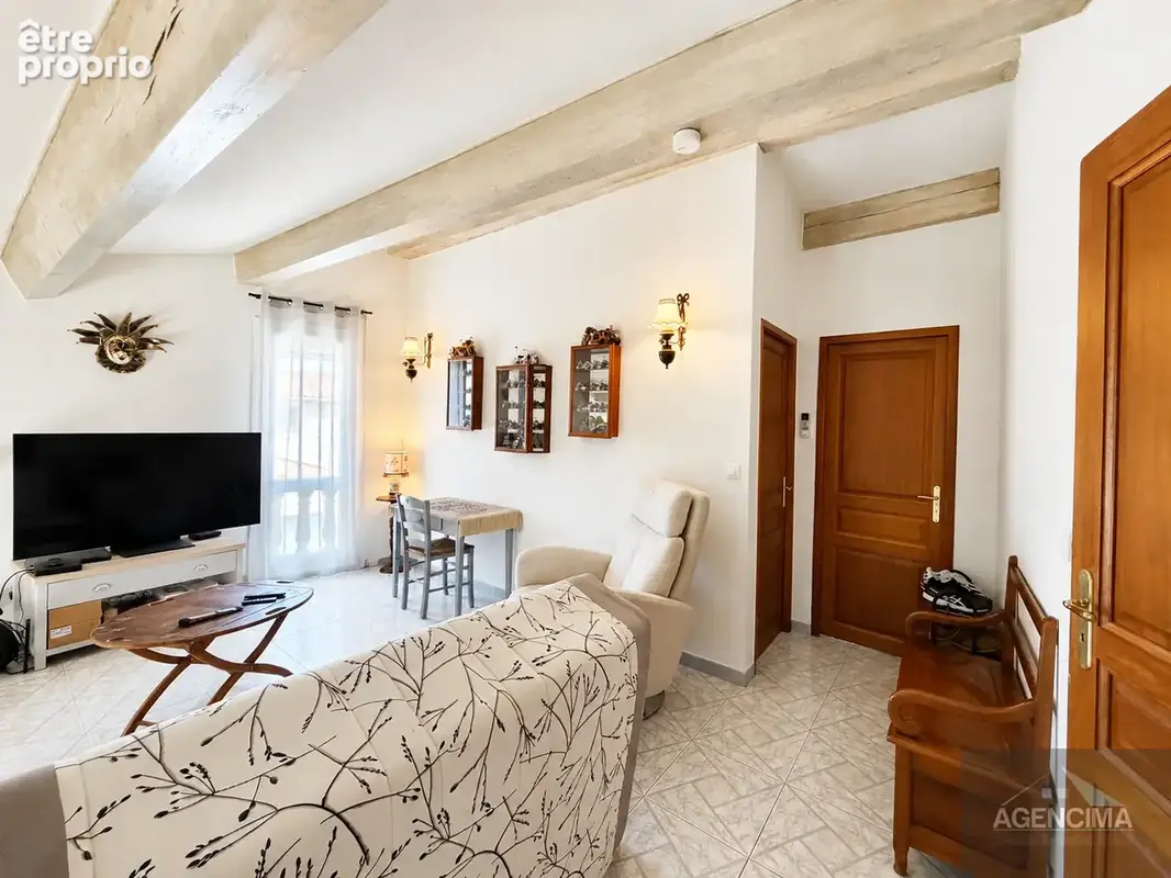 À vendre à Marseillan, bord d'étang dans un cadre de vie rare - photo 9