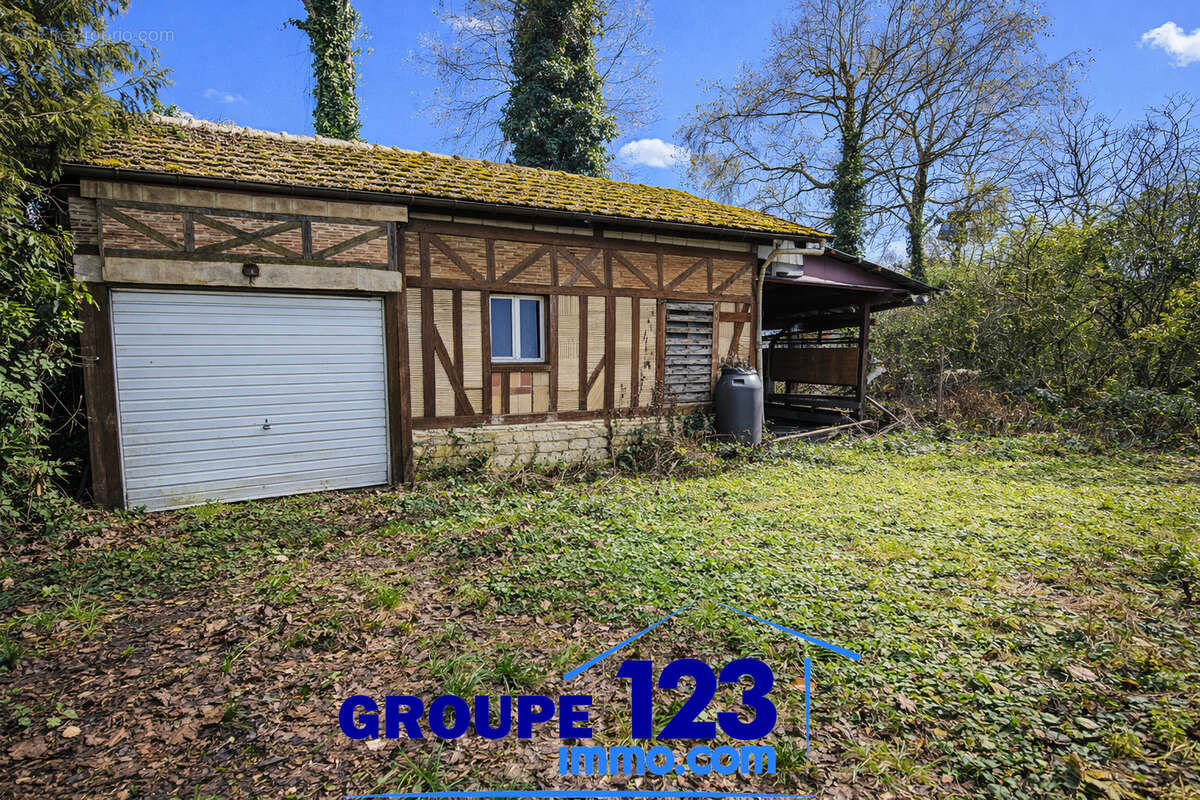 Maison à MIGENNES