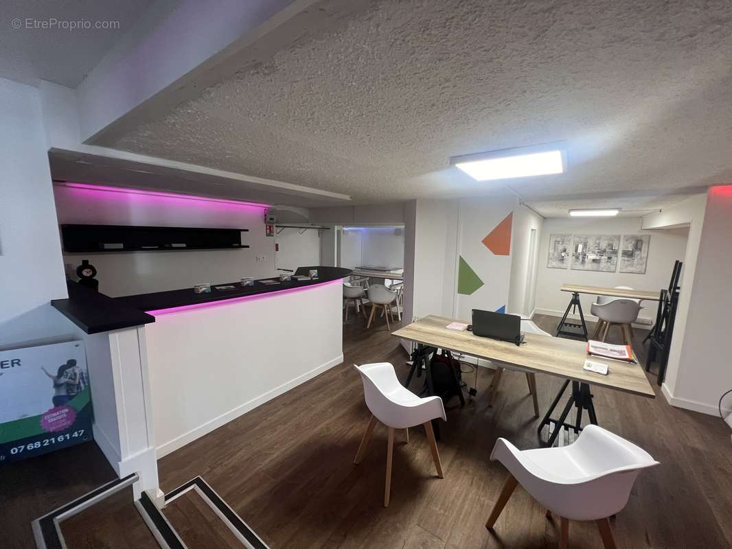 Commerce à SAINT-GILLES-CROIX-DE-VIE