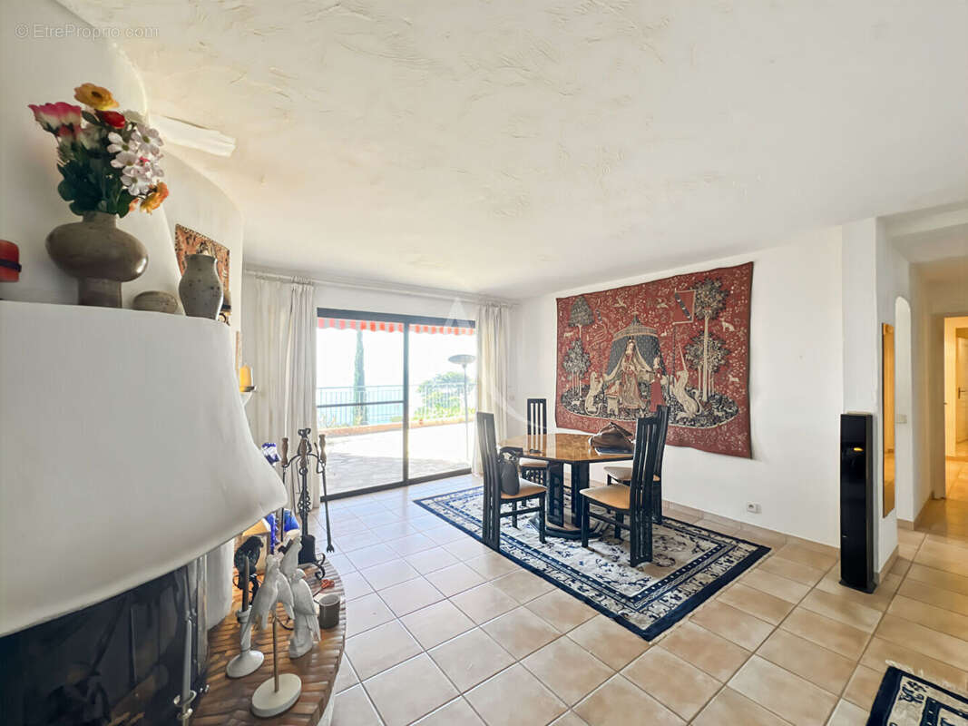 Appartement à THEOULE-SUR-MER