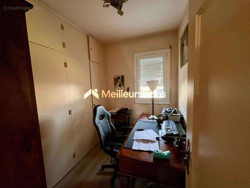 Maison à SURY-LE-COMTAL