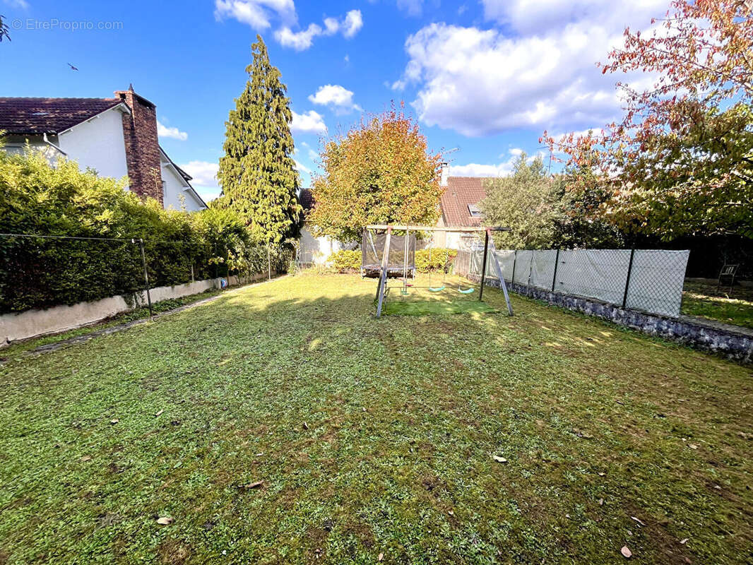 Maison à RIS-ORANGIS