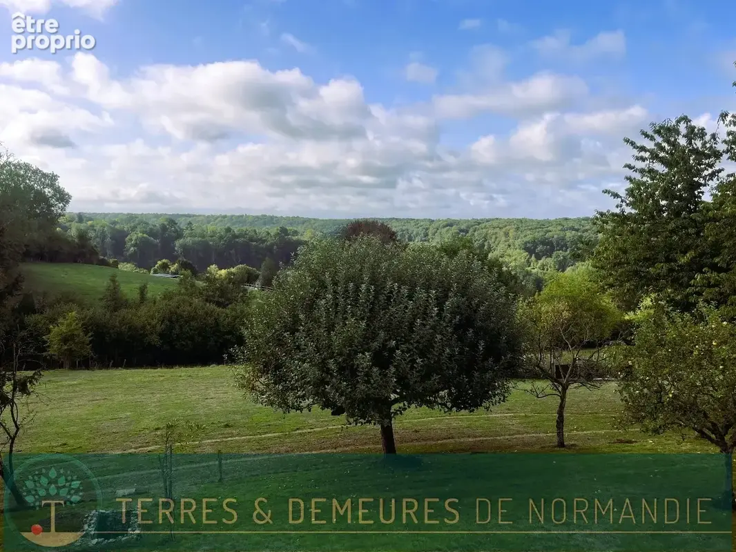 Propriété normande de caractère sur 4 hectares de terrain et dépendance, Vue époustouflante proche de Lisieux (14100) - photo 17