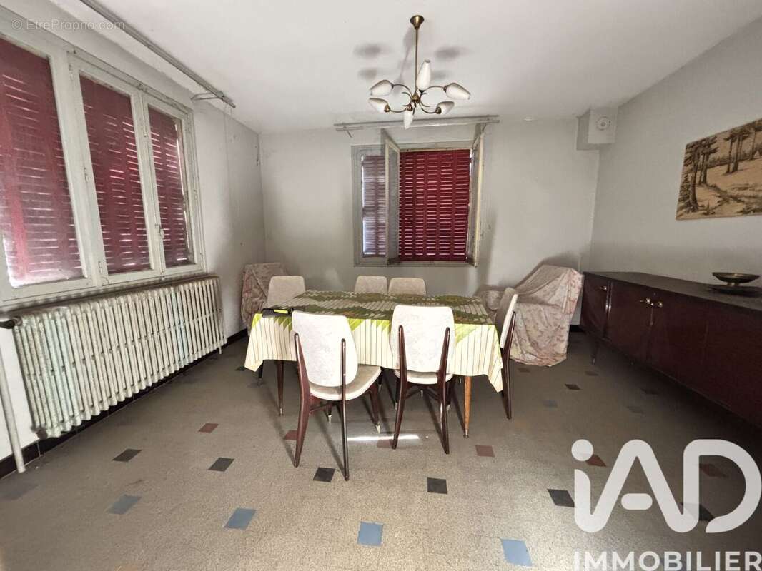 Photo 5 - Maison à SAINT-ETIENNE-DE-FONTBELLON
